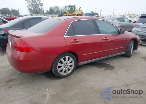 2007 Honda Accord 3.0 Se z USA, uszkodzony, nr VIN 1HGCM66447A066006